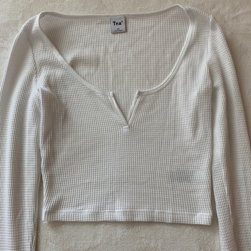 Aritzia Tna cropped waffle knit long sleeve